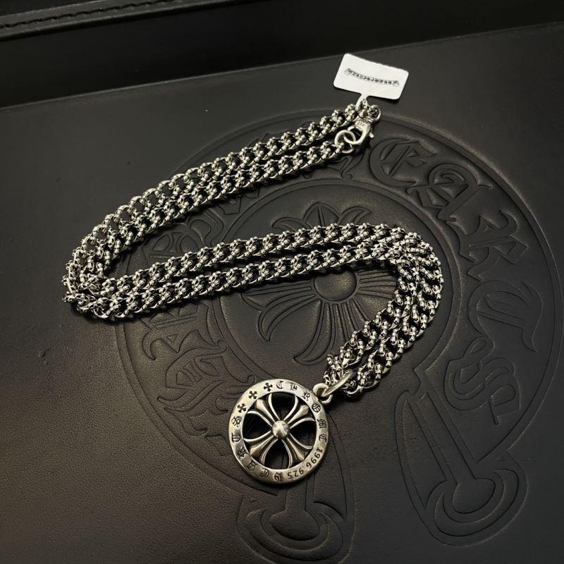 Ch*0me He**ts necklaces